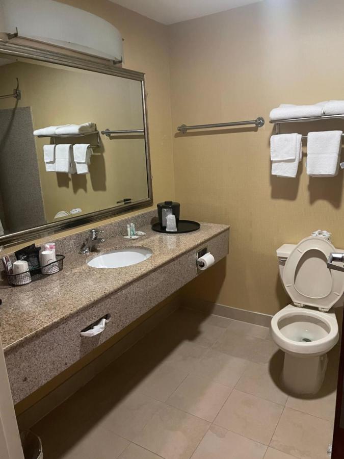 Quality Inn Вайнленд Экстерьер фото