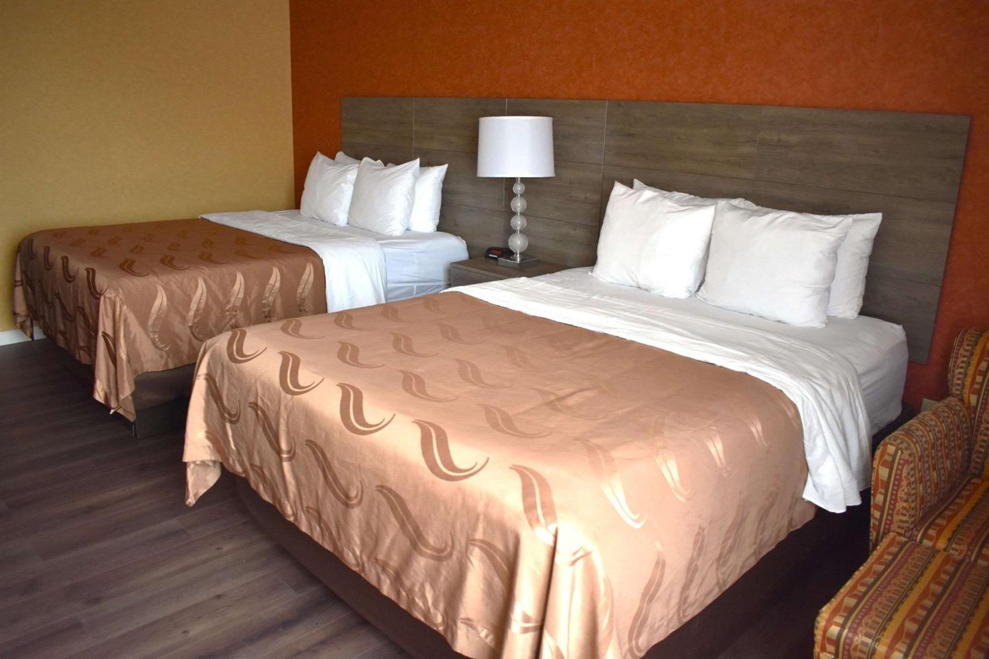 Quality Inn Вайнленд Экстерьер фото